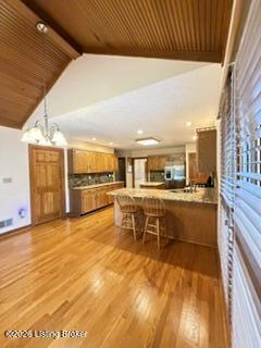703 Foxgate Road Louisville, KY 40223 - Photo 8 of 32 IMG_2411