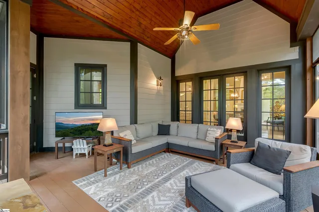 $1,799,000 | 611 Highridge Parkway, Marietta, SC 29661