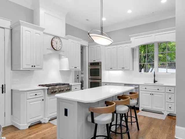 $1,799,000 | 611 Highridge Parkway, Marietta, SC 29661