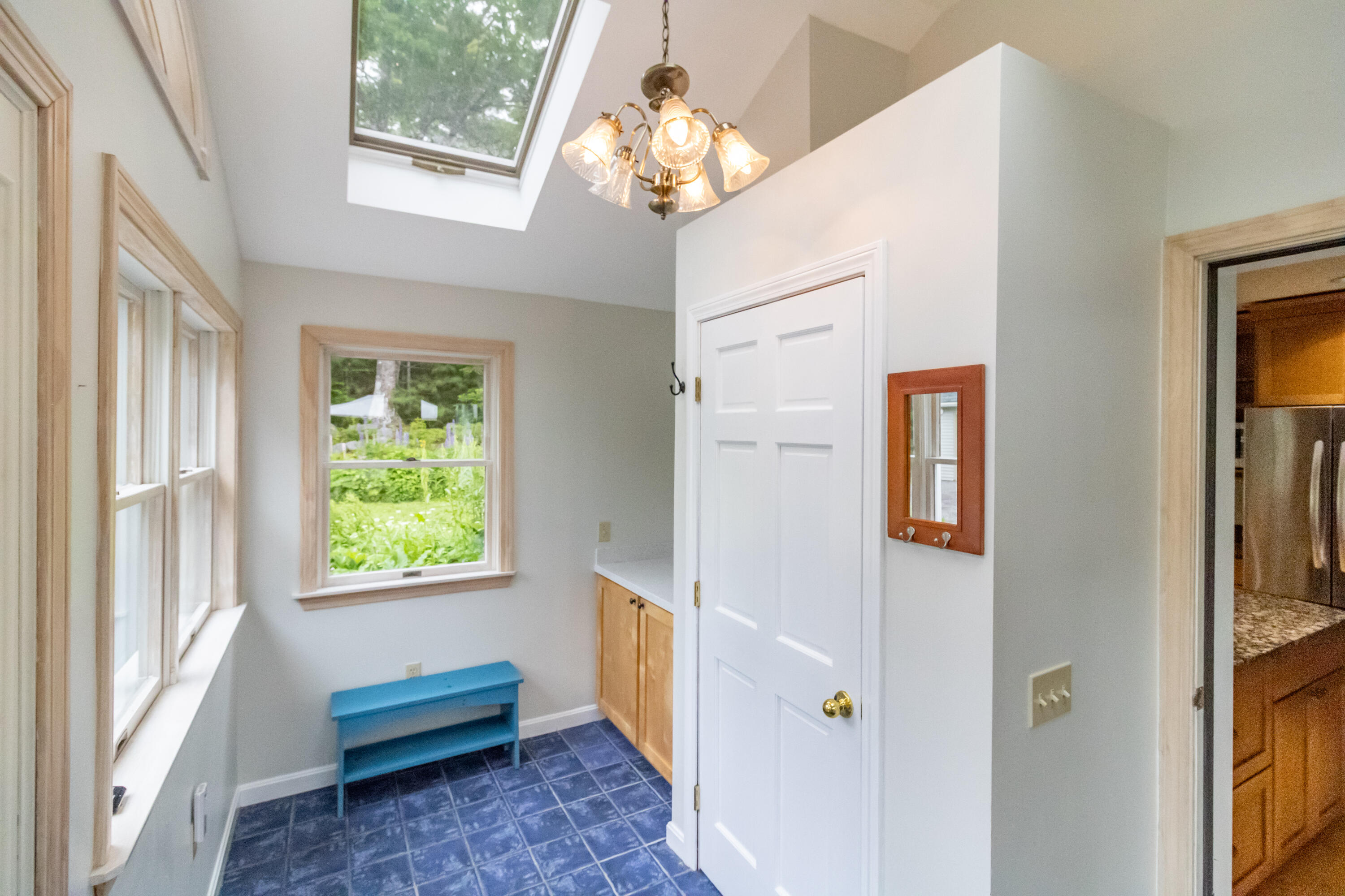 39 Kitteridge Brook Road Bar Harbor, ME 04609 - Photo 11 of 84 Entry/Mud Room