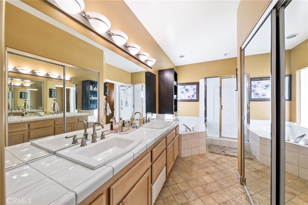 1842 Balboa Way Upland, CA 91784 - Photo 32 of 70