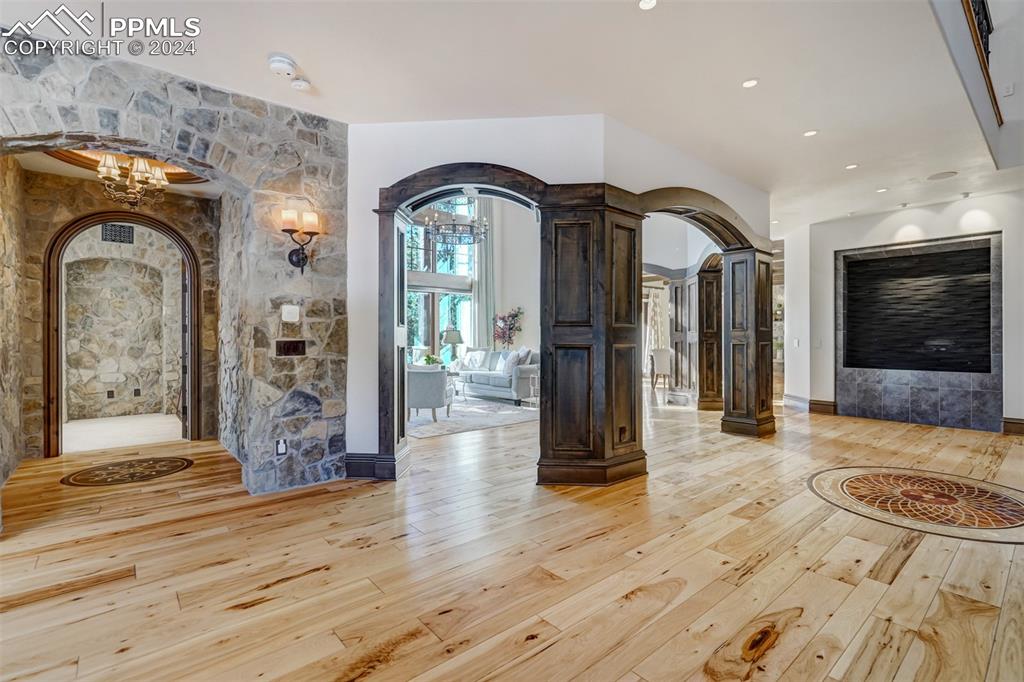 4602 High Forest Road Colorado Springs, CO 80908 - Photo 10 of 50