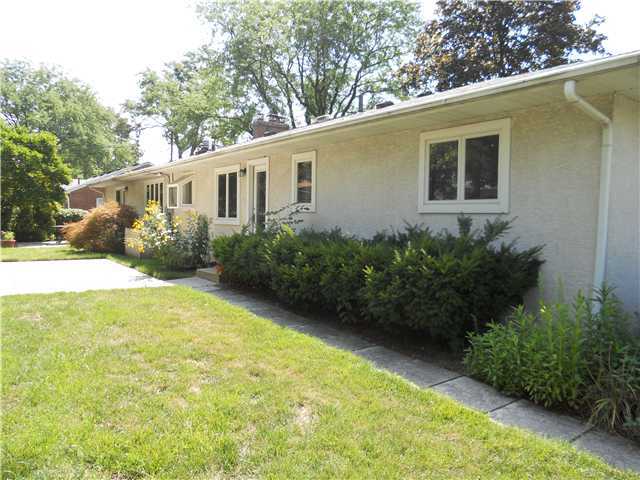2412 Lytham Road Columbus, OH 43220 - Photo 22 of 25