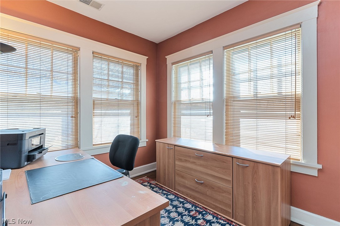 2644 Dartmoor Road Cleveland, OH 44118 - Photo 12 of 28 Office