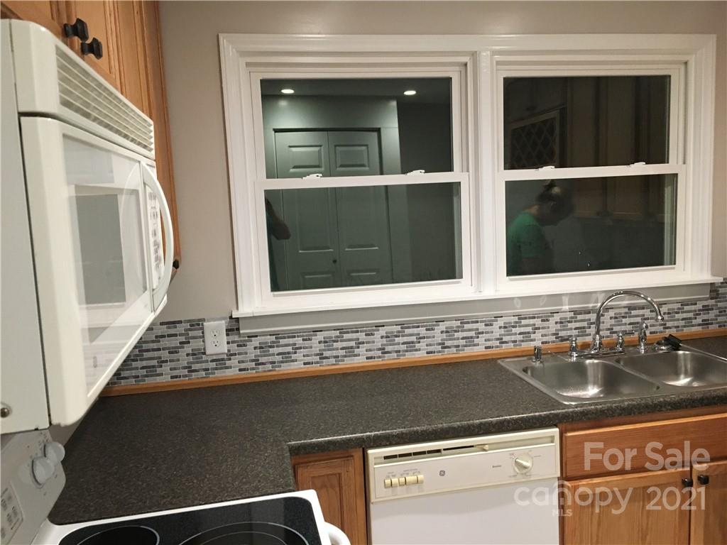 104 Brickyard Road Fort Mill, SC 29715 - Photo 10 of 18 Gallery Image 10