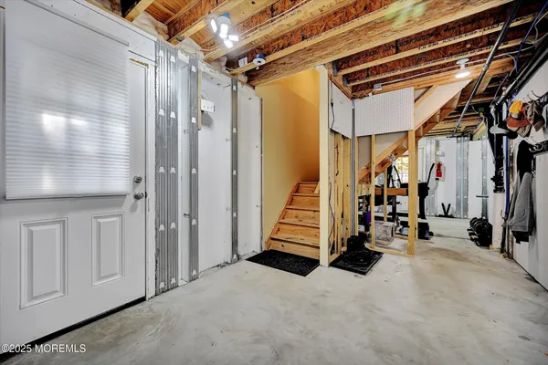 $3,800 | 15 Griggs Avenue, Port Monmouth, NJ 07758