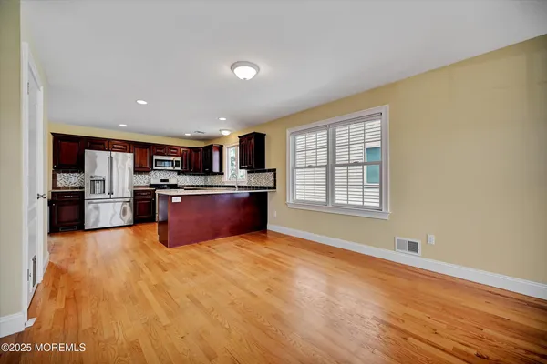 $3,800 | 15 Griggs Avenue, Port Monmouth, NJ 07758