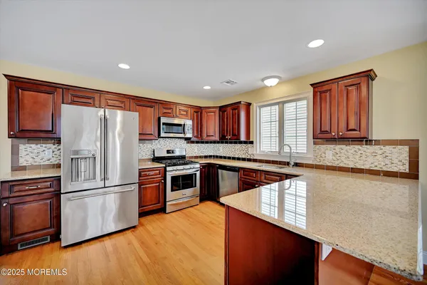 $3,800 | 15 Griggs Avenue, Port Monmouth, NJ 07758