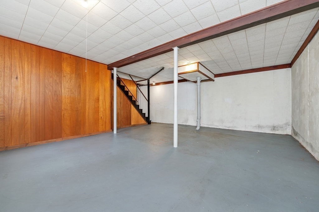 37 Upland Road Waltham, MA 02451 - Photo 22 of 28 Gallery Image 22