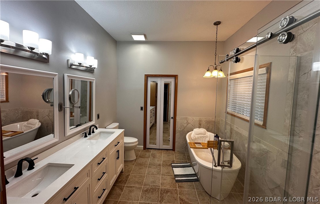 531 Minnowbrook Road Camdenton, MO 65020 - Photo 14 of 64