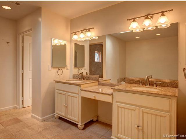 313 South Rios Avenue Solana Beach, CA 92075 - Photo 18 of 25 Gallery Image 18