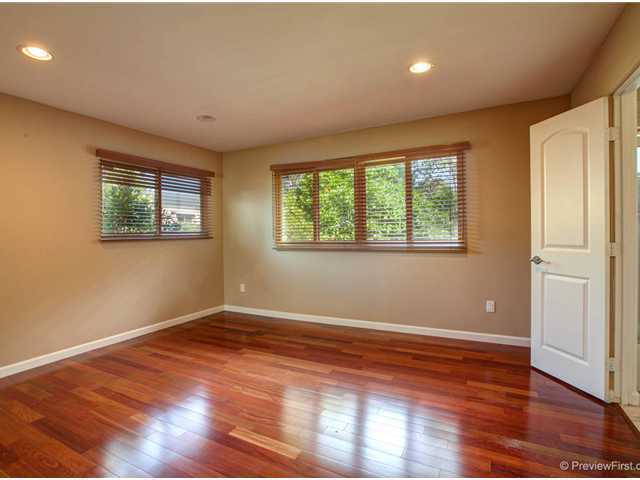 313 South Rios Avenue Solana Beach, CA 92075 - Photo 7 of 25 Gallery Image 7