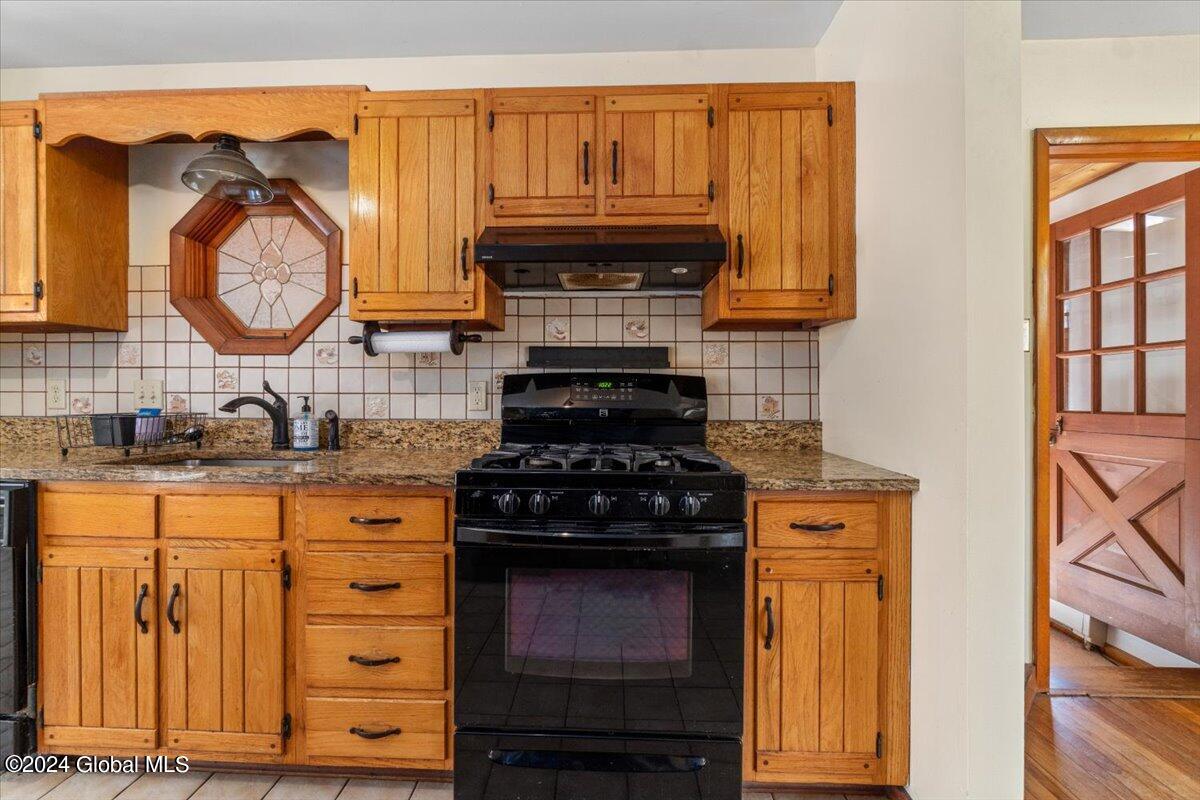 22 Highway 236 Halfmoon, NY 12065 - Photo 13 of 72 47-DSC06269