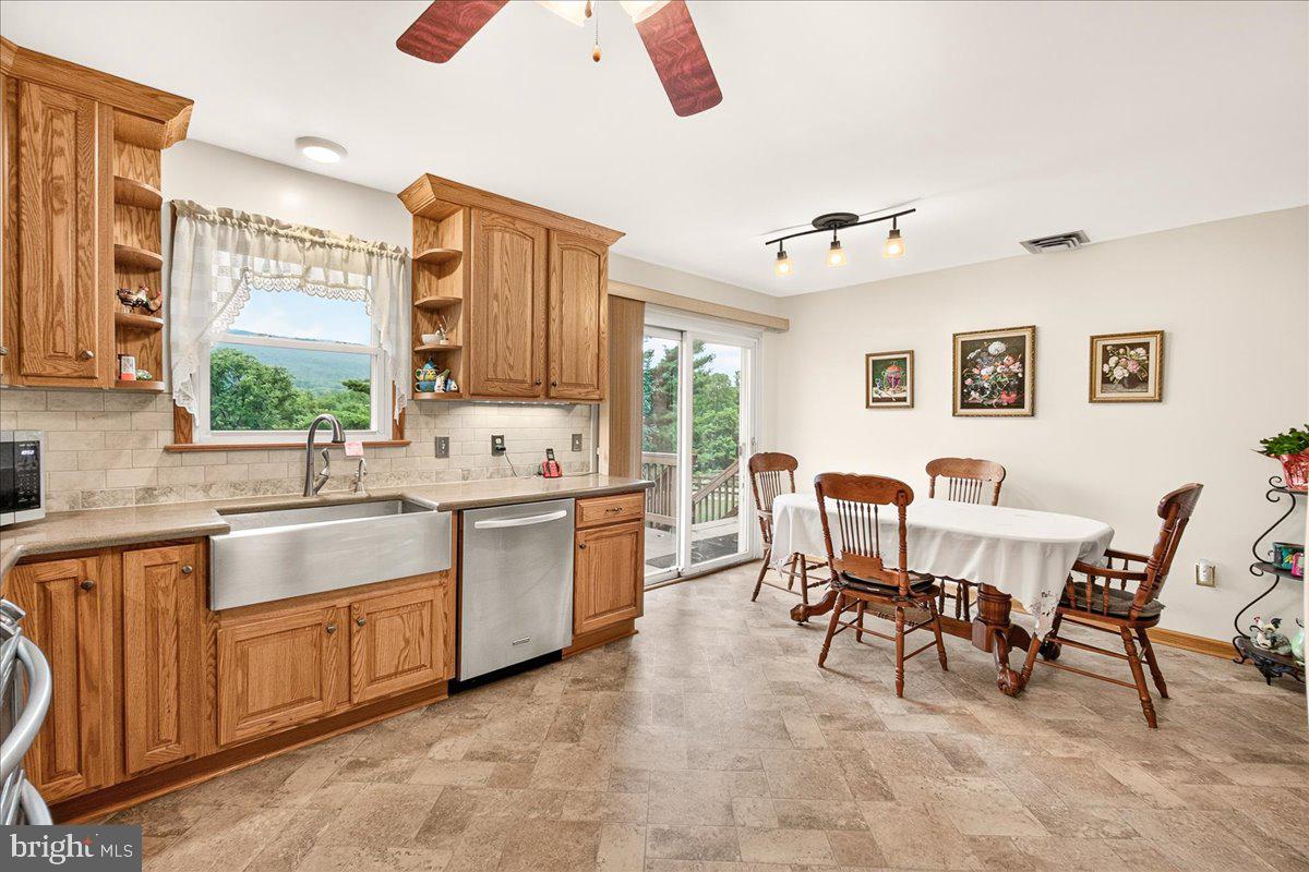 1752 Rohrersville Road Knoxville, MD 21758 - Photo 13 of 64