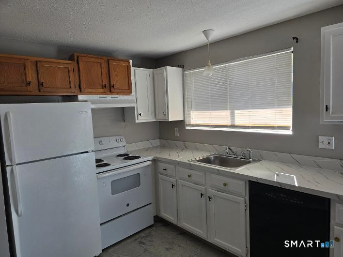 1568 Meriden Road, Unit 1D Waterbury, CT 06705 - Photo 3 of 7 Gallery Image 3