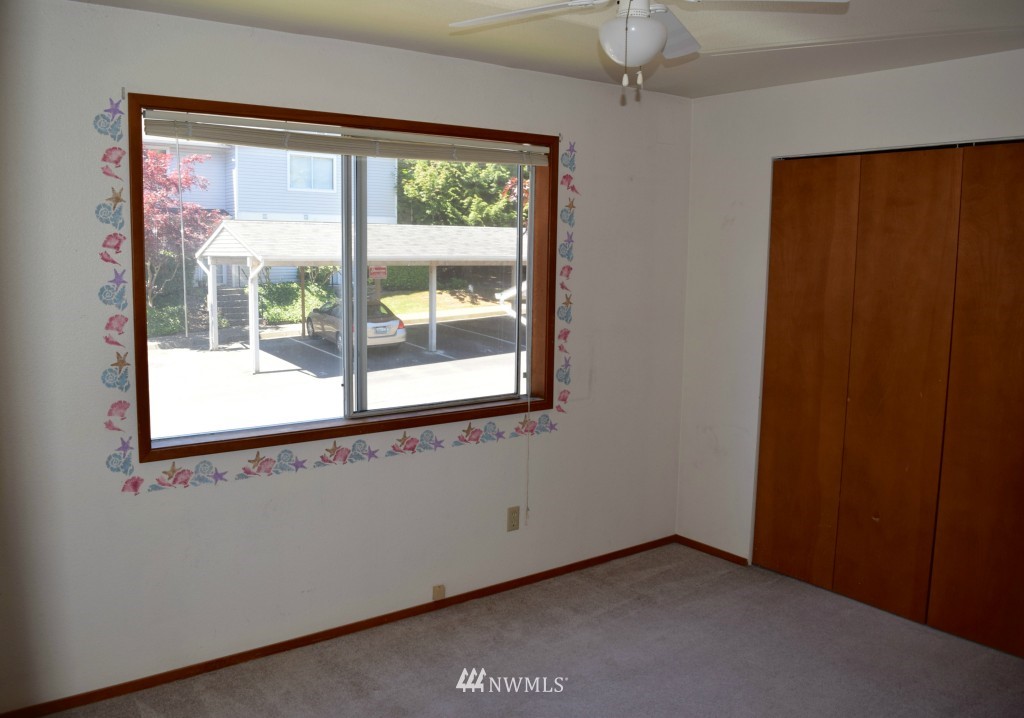 18910 Bothell Everett Highway, Unit H4 Bothell, WA 98012 - Photo 7 of 12 Gallery Image 7