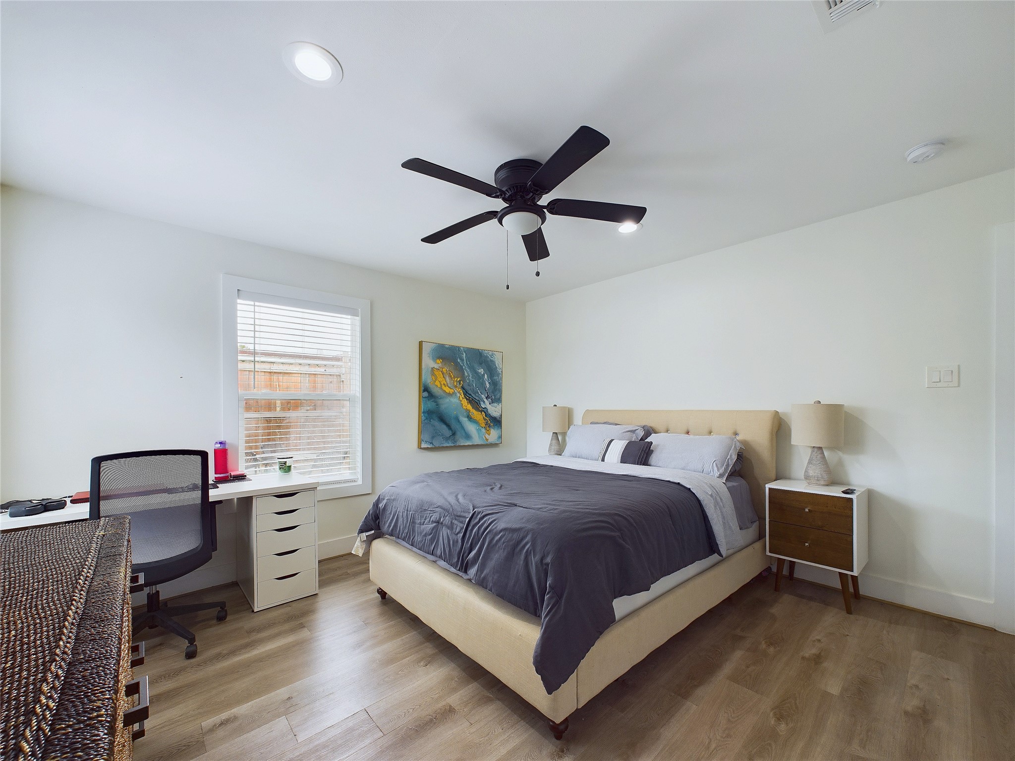 7609 Amelia Road Houston, TX 77055 - Photo 18 of 29