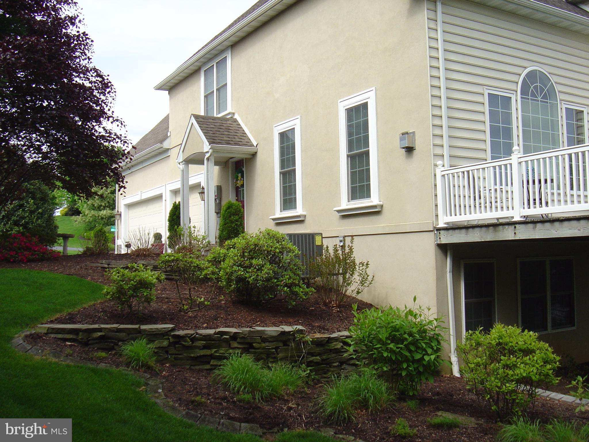 1 Southview Lane Lititz, PA 17543 - Photo 2 of 22 Gallery Image 2