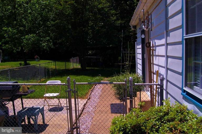 5612 Norton Road Alexandria, VA 22303 - Photo 12 of 19 Exterior (General) Patio