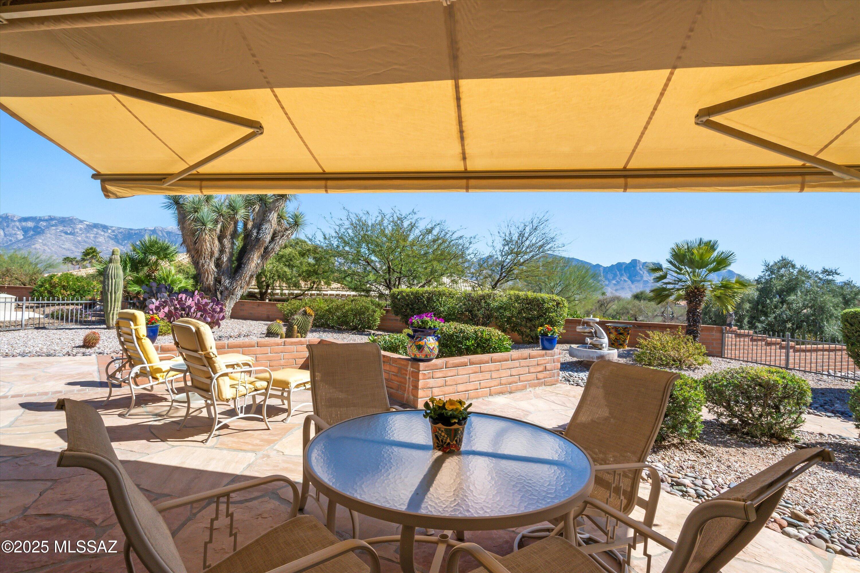 1524 East Crown Ridge Way Oro Valley, AZ 85755 - Photo 2 of 44