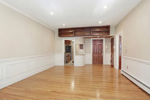 $799,000 | 258 Marlborough Street, Unit 2R, Boston, MA 02116