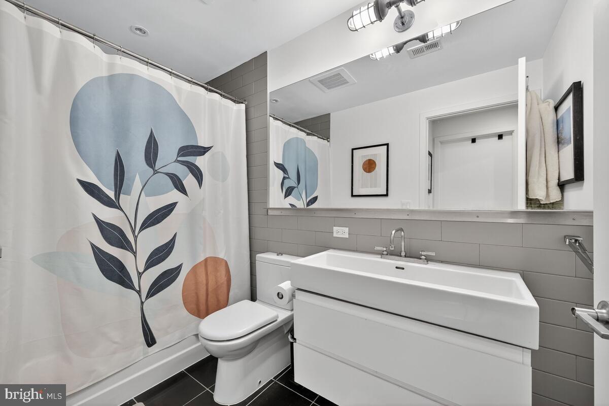 2030 8th Street Northwest, Unit 507 Washington, DC 20001 - Photo 13 of 23