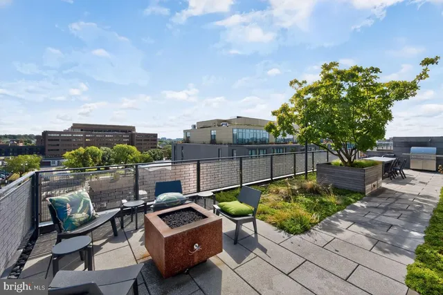 $2,975 | 2030 8th Street Northwest, Unit 507, Washington, DC 20001