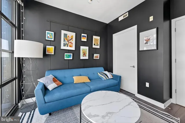 $2,975 | 2030 8th Street Northwest, Unit 507, Washington, DC 20001