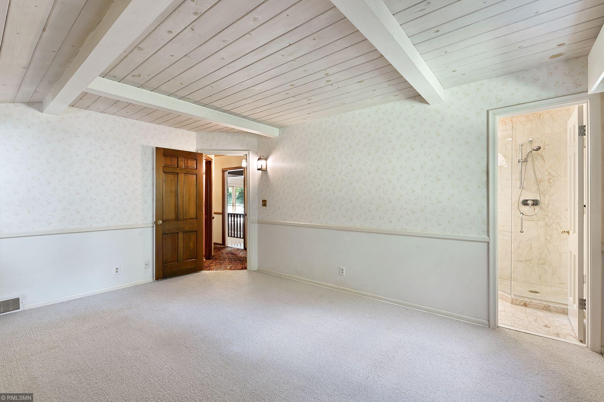 18955 Maple Lane Excelsior, MN 55331 - Photo 14 of 32 Gallery Image 14