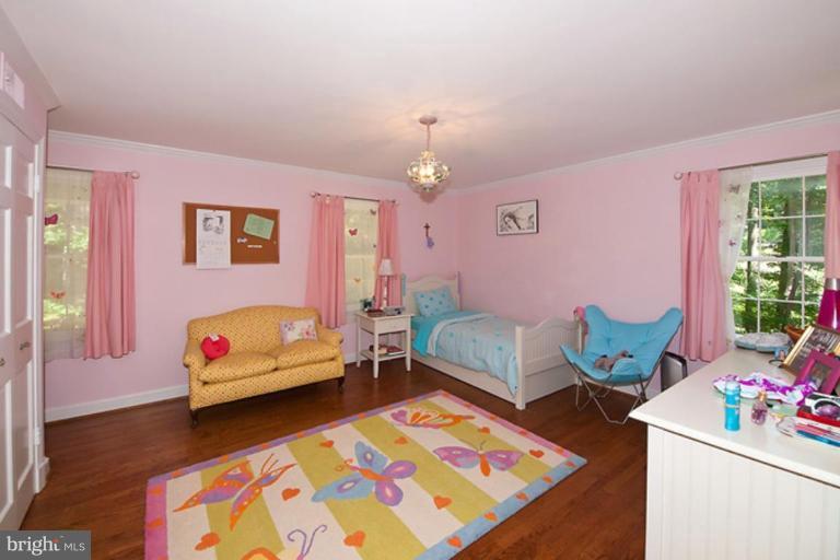 12002 River Road Potomac, MD 20854 - Photo 23 of 30 Bedroom #2