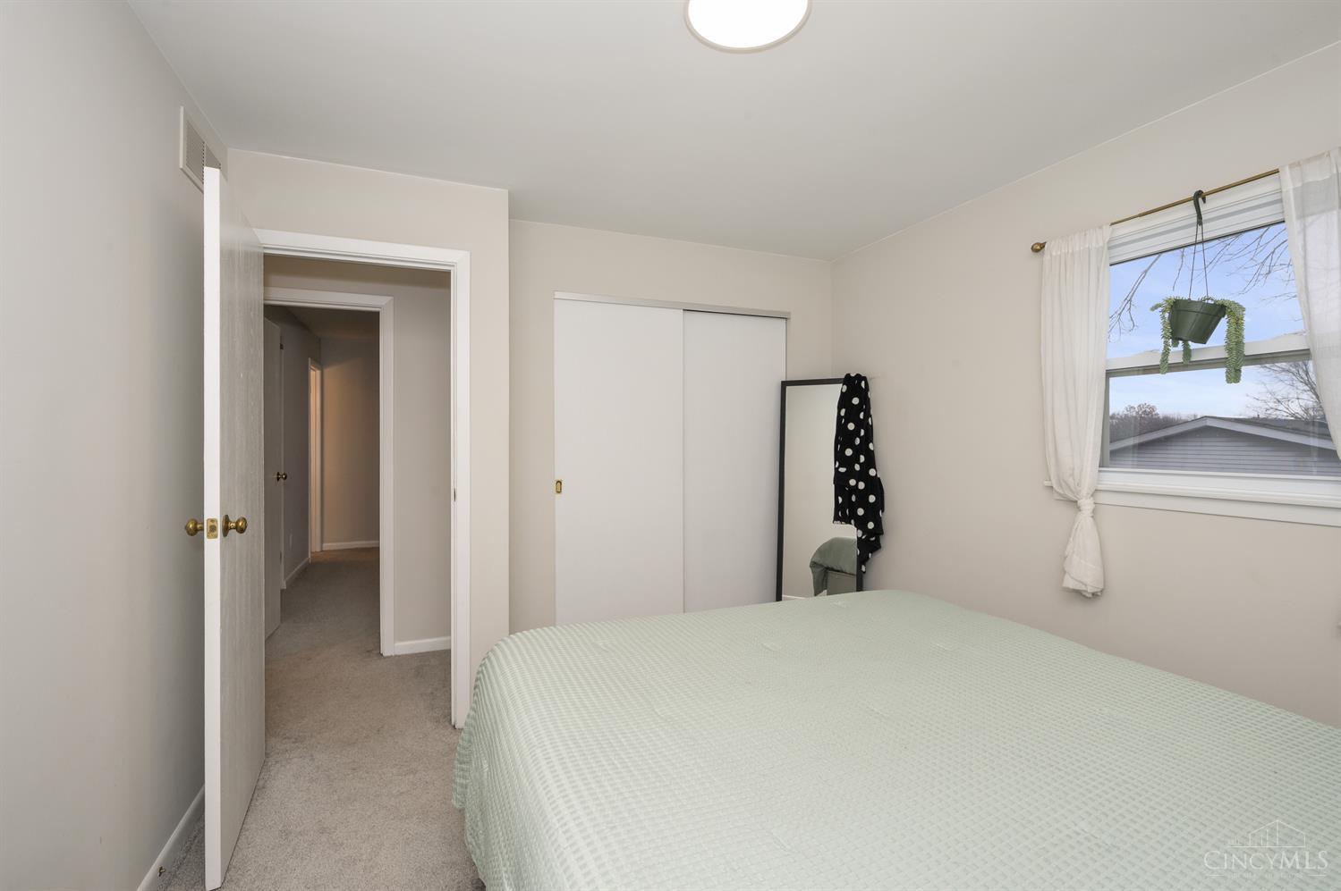 4575 Eck Road Middletown, OH 45042 - Photo 27 of 33 Gallery Image 27