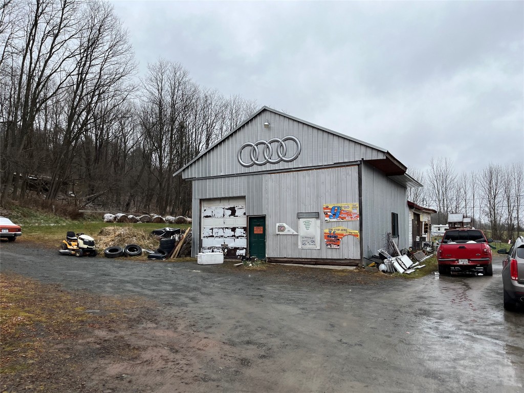 353-498 Sheehan Road East Meredith, NY 13757 - Photo 2 of 10