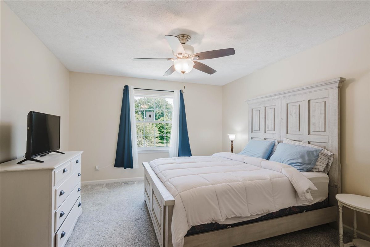 16036 Inverrary Lane Bloomington, IL 61705 - Photo 32 of 71 Gallery Image 32