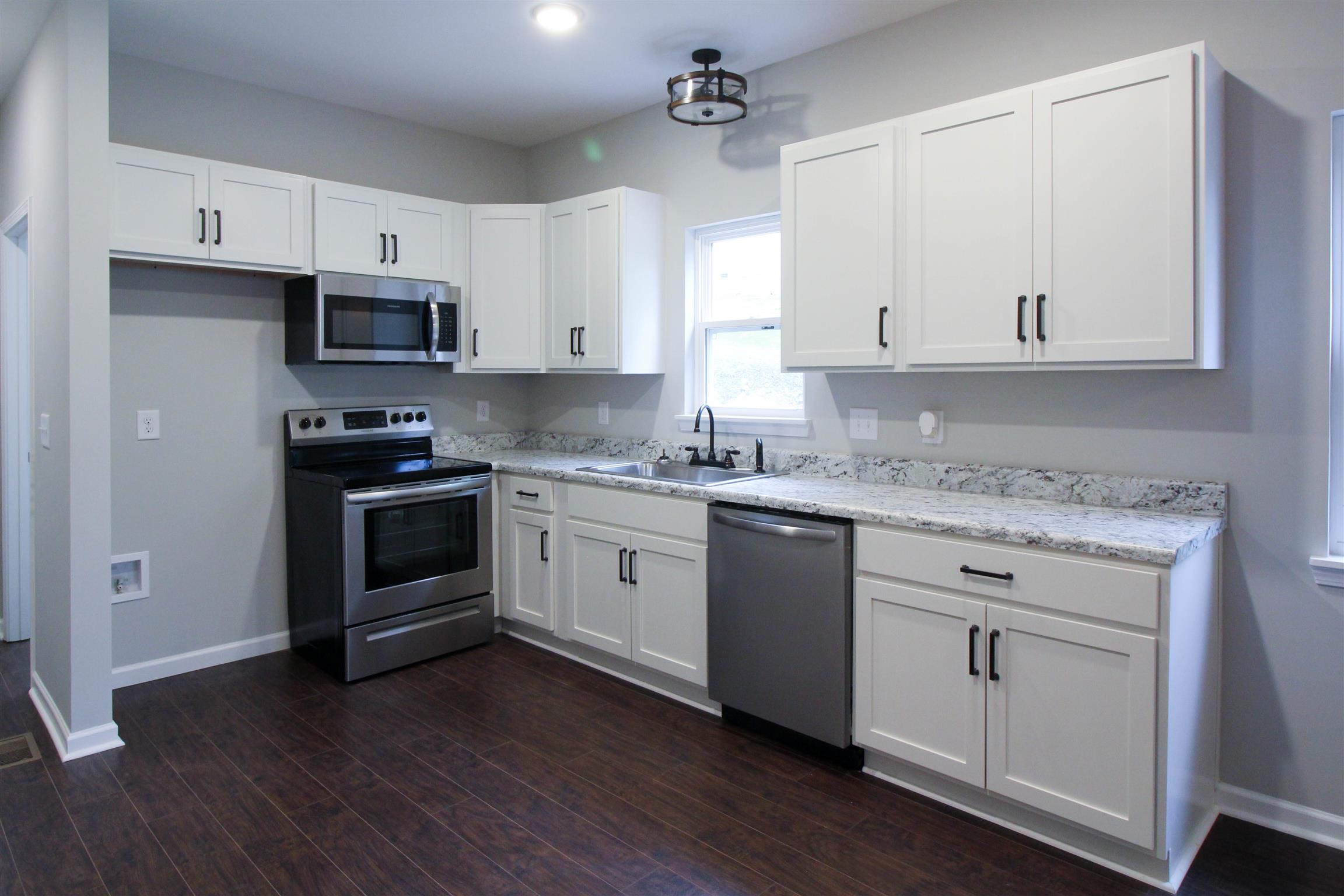 2639 Distillery Road Greenbrier, TN 37073 - Photo 8 of 10 Gallery Image 8