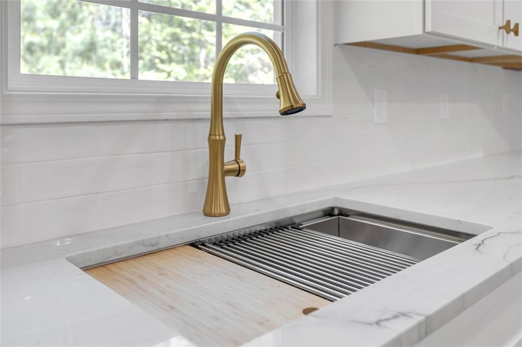 552 Steels Bridge Road Canton, GA 30114 - Photo 10 of 57