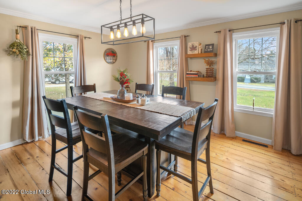 103 Beach Road Halfmoon, NY 12065 - Photo 8 of 25 Interior 04