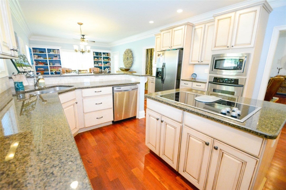1677 Covington Ridge Auburn, AL 36830 - Photo 12 of 45 Gallery Image 12