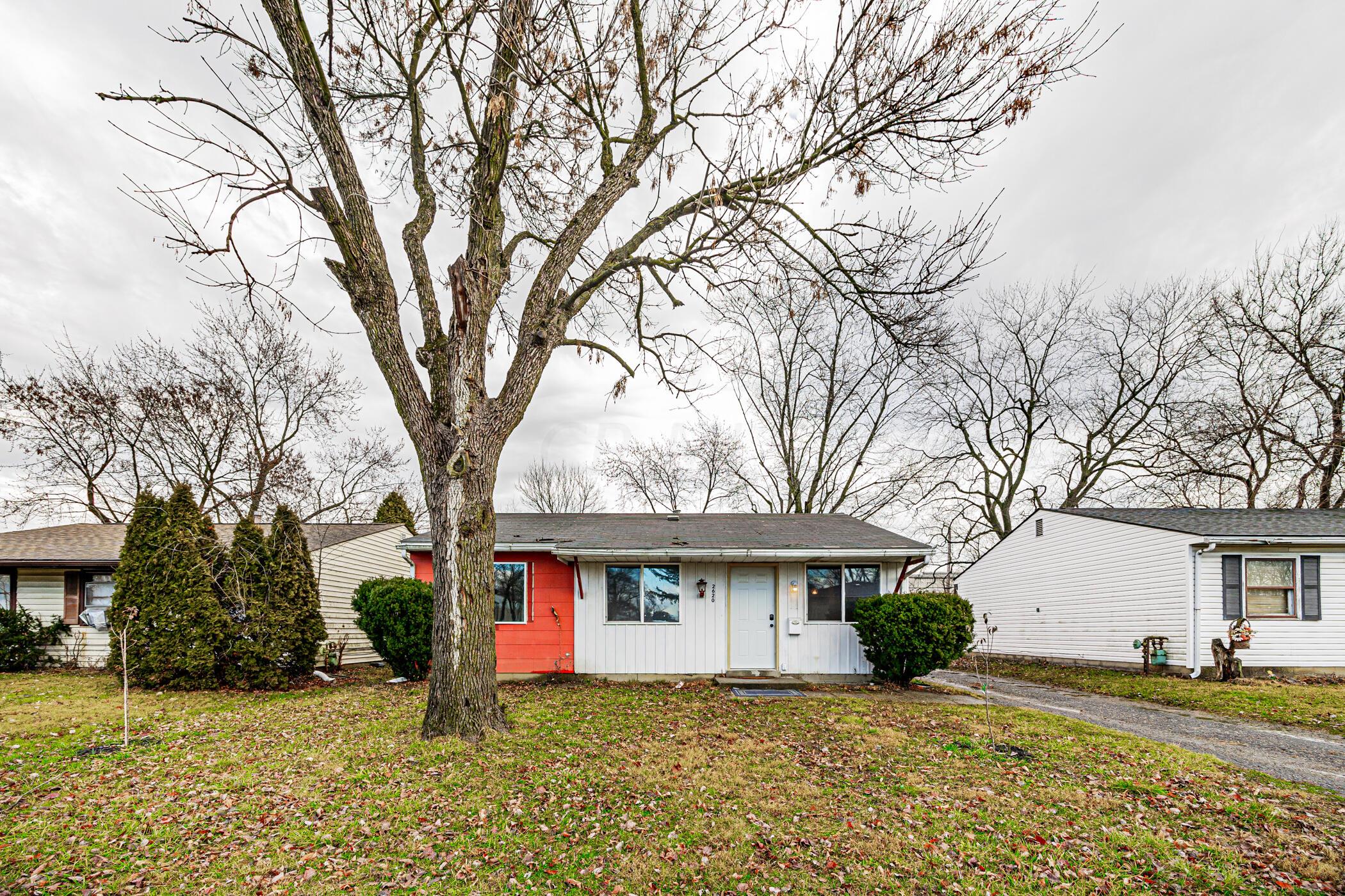 2620 Nona Road Columbus, OH 43207 - Photo 4 of 53 2620 Nona Rd Columbus 004