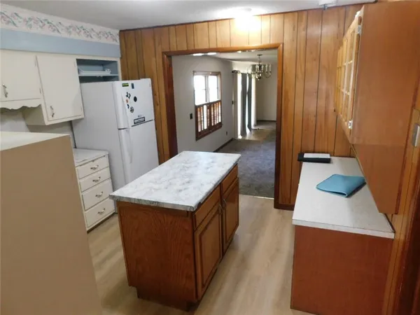 $205,000 | 529 Hobson Place, Pittsburg, KS 66762