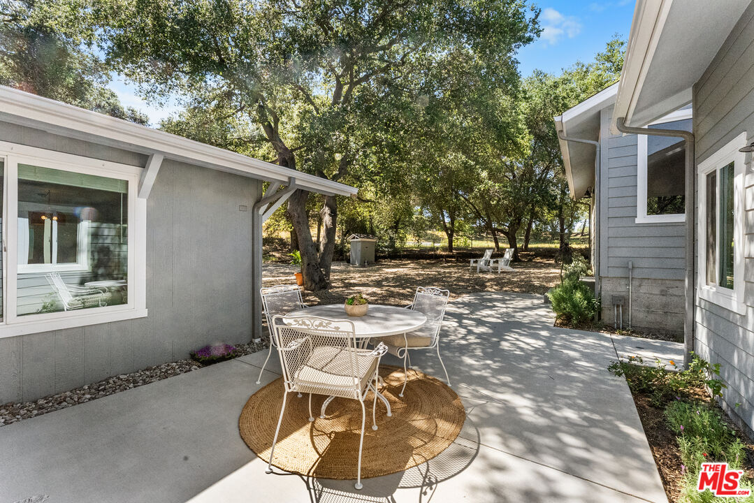 606 Thrift Road Malibu, CA 90265 - Photo 6 of 25