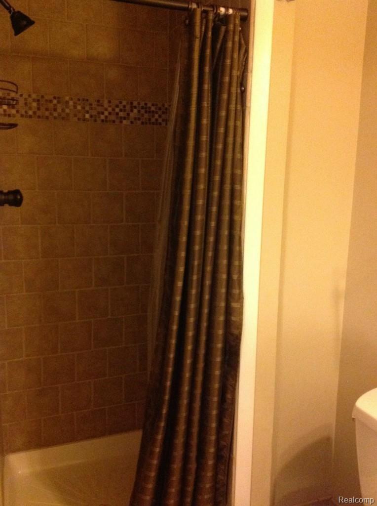 9340 Tower Road South Lyon, MI 48178 - Photo 15 of 32 IMG_2896.jpg