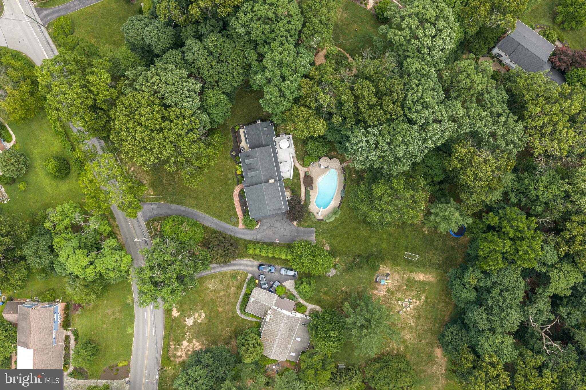 912 Weadley Road Wayne, PA 19087 - Photo 10 of 65 Gallery Image 10