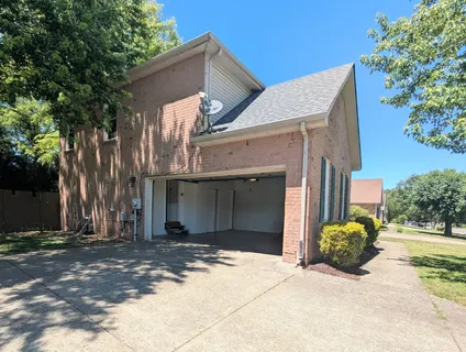 $430,000 | 313 Castlemere Court, Murfreesboro, TN 37130