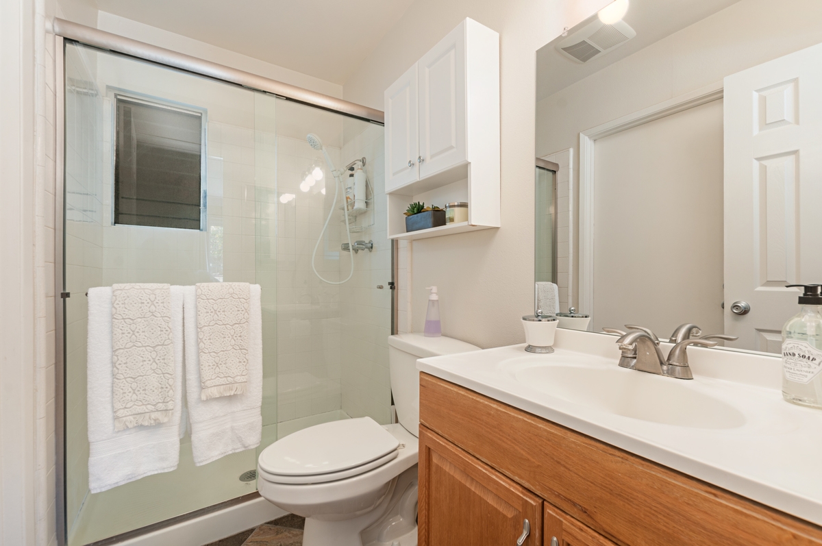 13813 Otis Place Poway, CA 92064 - Photo 16 of 25