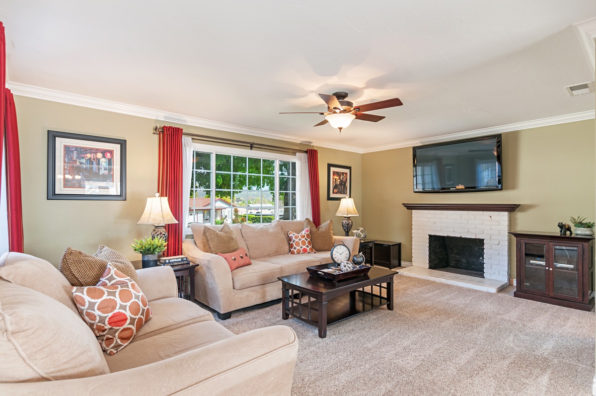 13813 Otis Place Poway, CA 92064 - Photo 8 of 25