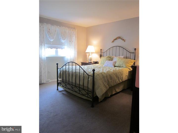 507 Rohach Road Aston, PA 19014 - Photo 17 of 23 Bedroom - Main