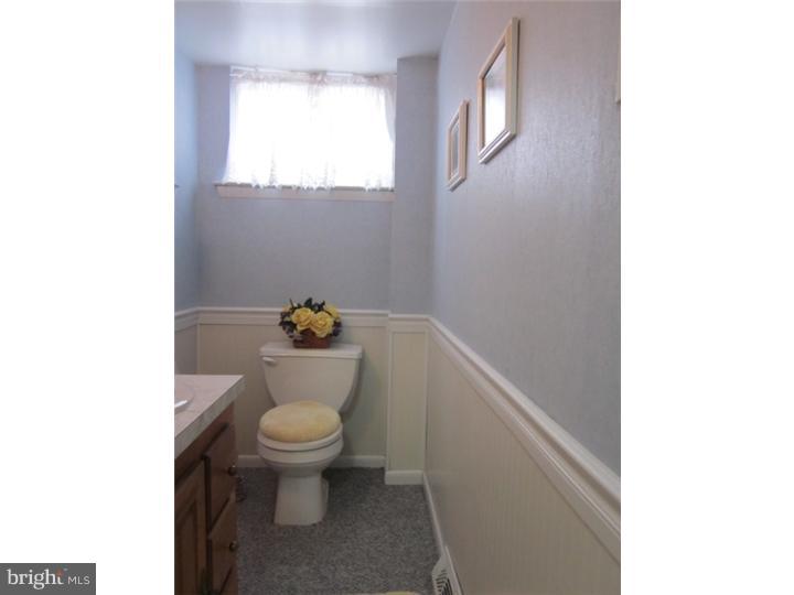 507 Rohach Road Aston, PA 19014 - Photo 19 of 23 Bathroom