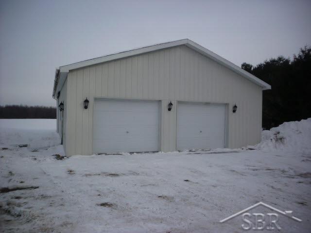 1717 South Homer Road Midland, MI 48640 - Photo 9 of 20 20393397-8.JPG