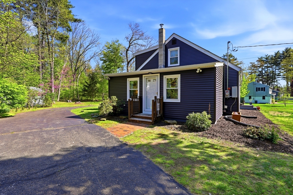 77 Carmody Road Hampden, MA 01036 - Photo 4 of 36 Gallery Image 4