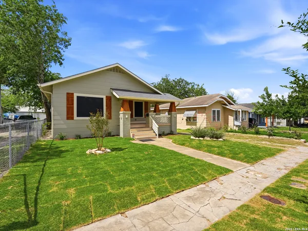 $1,900 | 1219 East Drexel Avenue, San Antonio, TX 78210